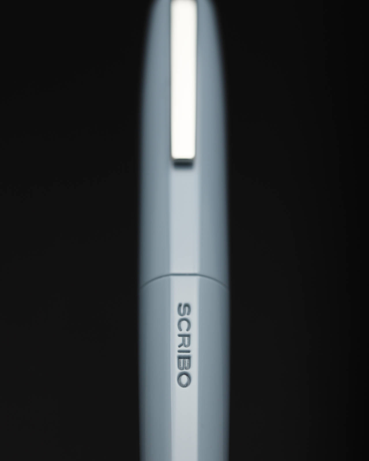 Lieve-Grigio-SCRIBO-center
