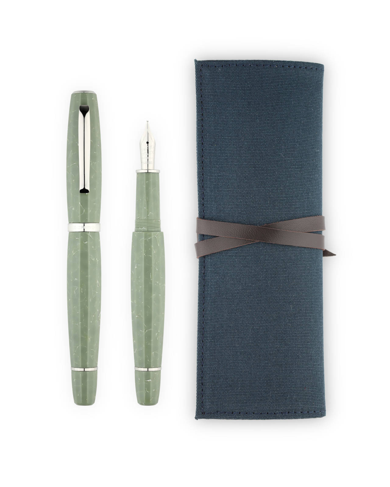 Verde-Antico-and-pouch-1