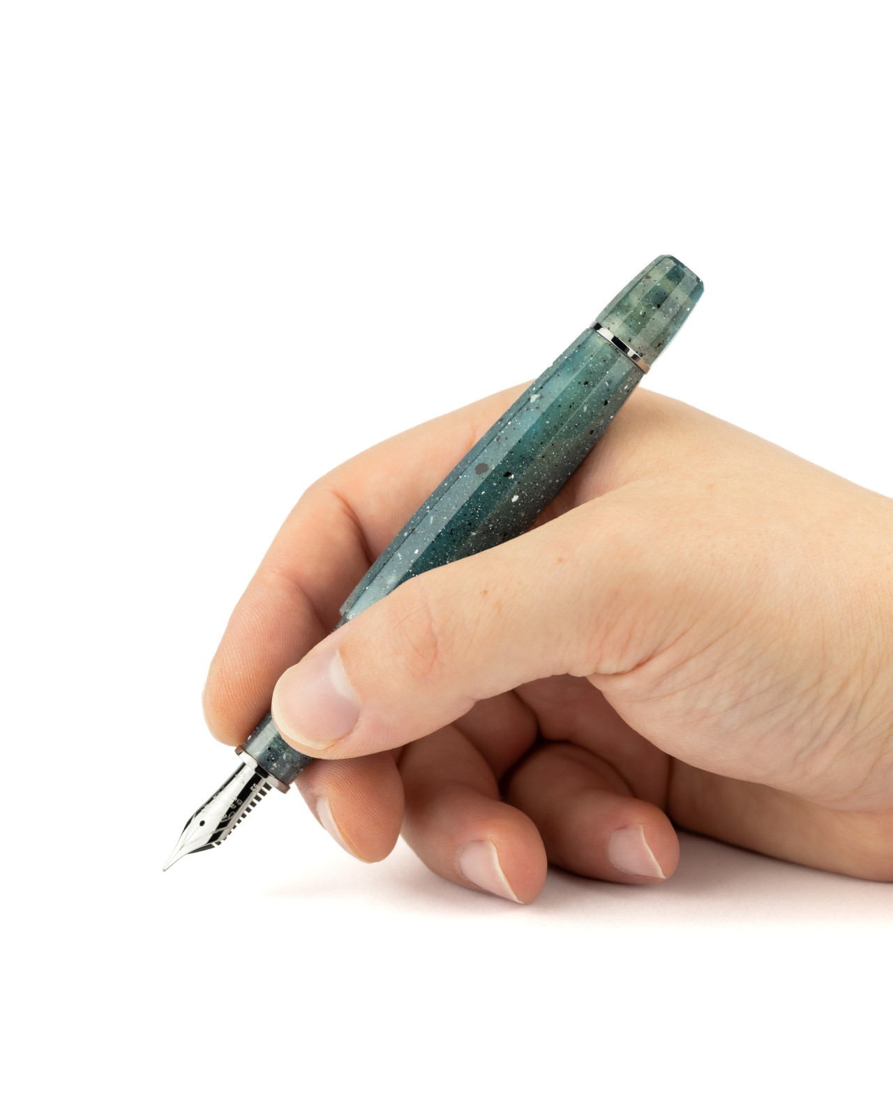 FEEL Altre Stelle in hand