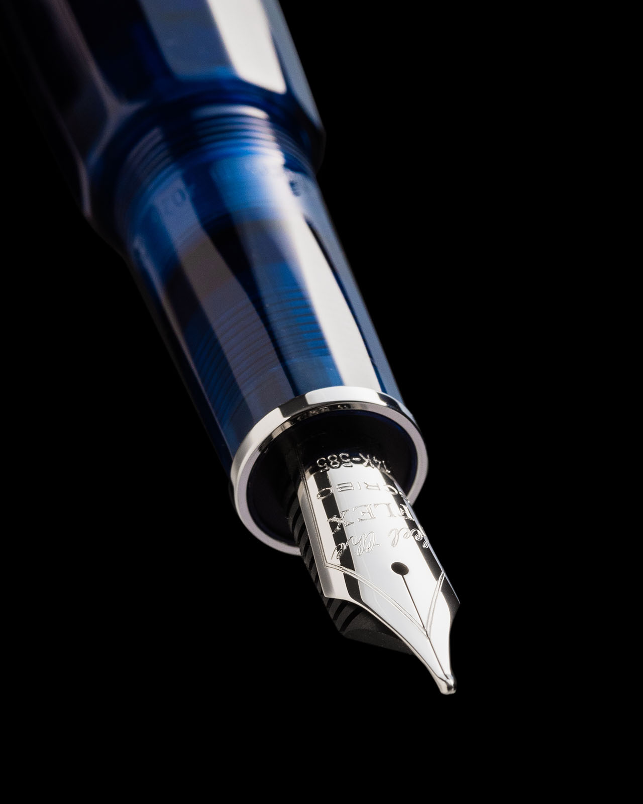 FEEL Blu Sospeso nib & section